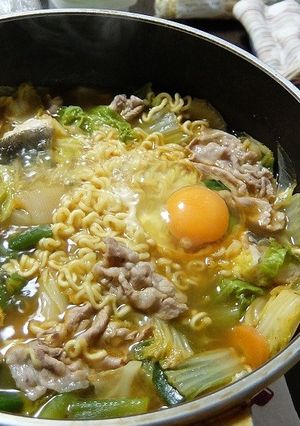 辛ラーメン鍋-レシピのメイン写真