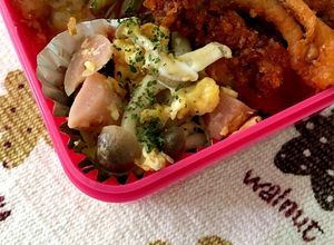 簡単お弁当にも！！しめじ魚肉ソ卵炒め-レシピのメイン写真