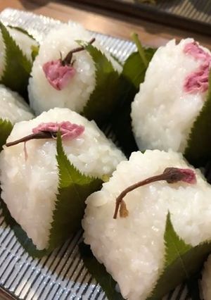 桜の小むすび-レシピのメイン写真