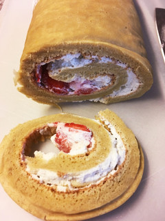 苺のロールケーキ-レシピのメイン写真