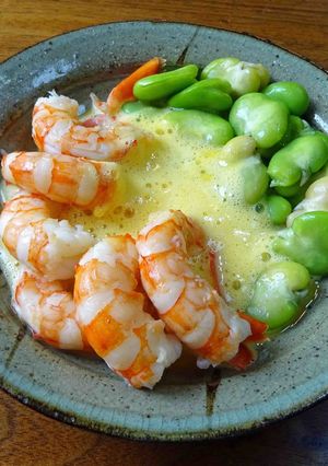 海老とそら豆の黄身酢ムース添え-レシピのメイン写真