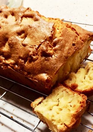 簡単！混ぜて焼くだけしっとりりんごケーキ-レシピのメイン写真