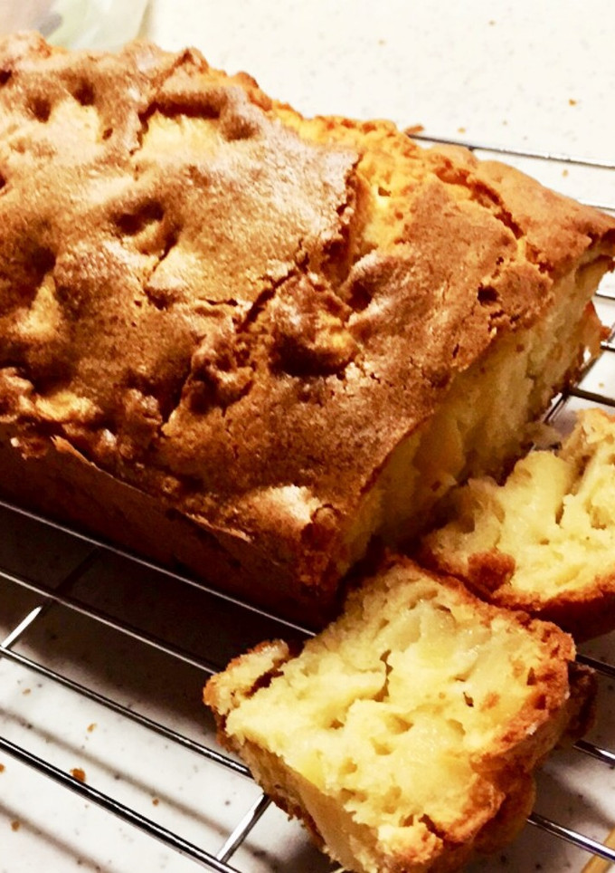簡単！混ぜて焼くだけしっとりりんごケーキ-レシピのメイン写真