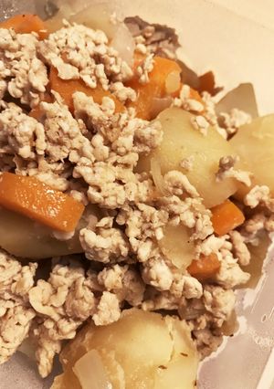 鶏ひき肉の肉じゃが！ほっこり優しい味♡-レシピのメイン写真
