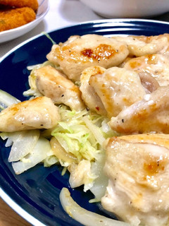 鶏胸とキャベツのシーザードレッシング炒め-レシピのメイン写真