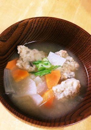 野菜とすり身のお味噌汁-レシピのメイン写真