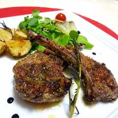 รูปของ 簡単！ラムチャップの香草パン粉焼き