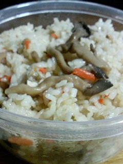 分かりやすい分量!しめじの炊き込みご飯♪-レシピのメイン写真