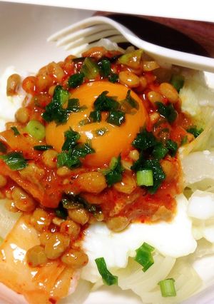糖質制限✨時短✨納豆キムチと玉ねぎで♫-レシピのメイン写真