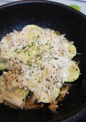 ズッキーニ⭐️えのきチーズ焼き⭐️-レシピのメイン写真
