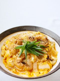簡単料理!油麩丼【あぶら麩の卵とじ丼】-レシピのメイン写真