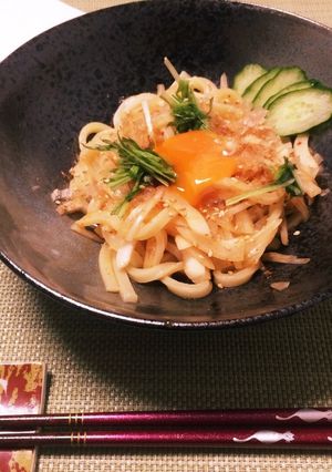 簡単！食べる麻辣醤のピリ辛混ぜうどん-レシピのメイン写真