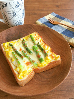 朝食に♪マヨ卵アスパラトースト-レシピのメイン写真