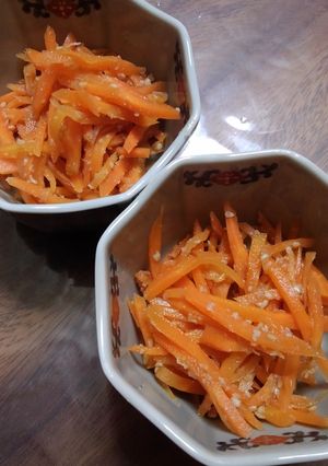 レンジで簡単副菜！人参のごま和え-レシピのメイン写真