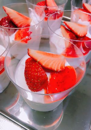 子供と作る!簡単イチゴのムース-レシピのメイン写真