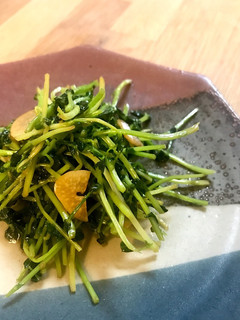 簡単!お店の味!豆苗炒め-レシピのメイン写真