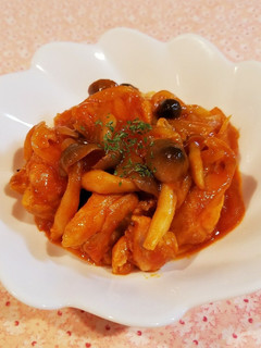 野菜ジュースで♡鶏肉とキノコの簡単煮込み-レシピのメイン写真
