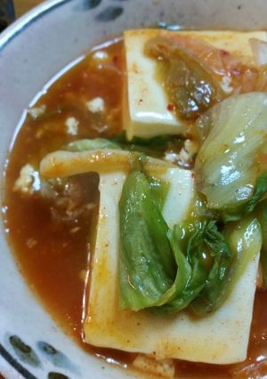 レタスとキムチの湯豆腐-レシピのメイン写真