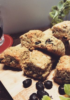 簡単丸ごと食べる黒豆ほうじ茶でスコーン-レシピのメイン写真