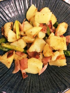 シンプル!簡単じゃが芋の大蒜バター炒め-レシピのメイン写真