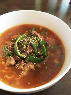 豚肉とピーマン★レモン風味辛ラーメン-レシピのメイン写真
