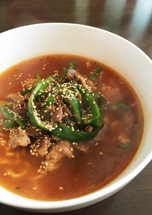 豚肉とピーマン★レモン風味辛ラーメン-レシピのメイン写真