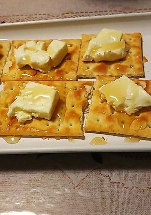 クラッカーのクリームエリカ風-レシピのメイン写真