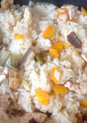 あっさり、簡単に作る、炊き込みご飯-レシピのメイン写真