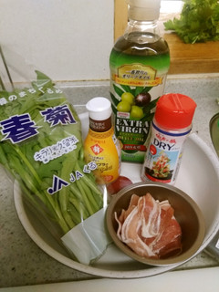 食材これだけレシピ!春菊ベーコン炒め-レシピのメイン写真