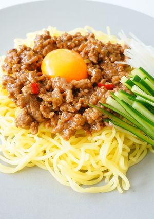 黒酢が香る♪ピリ辛じゃーじゃー麺-レシピのメイン写真