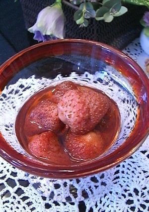 まるごと苺のコンフィ-レシピのメイン写真