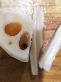 柔らかく煮上がる蓮根の切り方-レシピのメイン写真