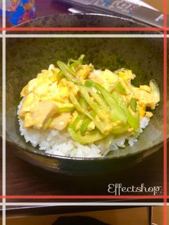 サラダチキンで親子丼٩( ᐛ )و-レシピのメイン写真