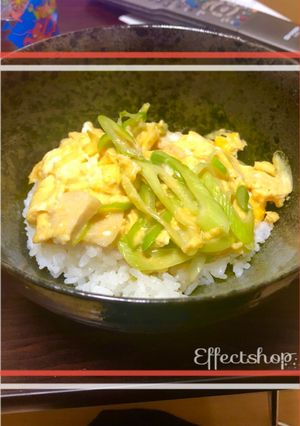 サラダチキンで親子丼٩( ᐛ )و-レシピのメイン写真