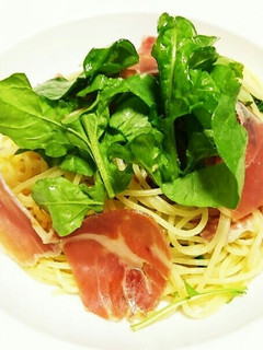 ルッコラと生ハムのスパゲッティ-レシピのメイン写真