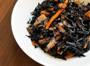しっとりひじき缶で 簡単ひじき煮-レシピのメイン写真