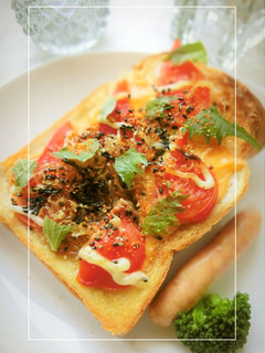 トマトのおかか*胡麻*ポン酢和トースト-レシピのメイン写真
