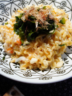 辛ラーメンのとろろ和え-レシピのメイン写真