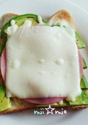 アボカドハムチースト-レシピのメイン写真