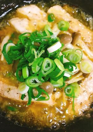 糖質制限 トンカツ用豚ロースのアヒージョ-レシピのメイン写真