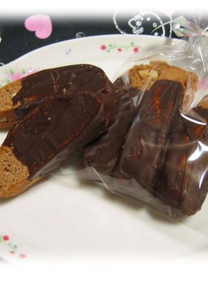 簡単！手間いらずチョコがけビスコッティ-レシピのメイン写真