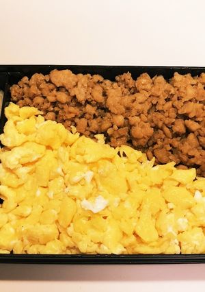 鶏そぼろ 2色丼-レシピのメイン写真