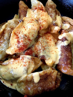 市販餃子アレンジ タコス風味チーズソース-レシピのメイン写真