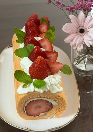 米粉で簡単!もっちりシットリロールケーキ-レシピのメイン写真