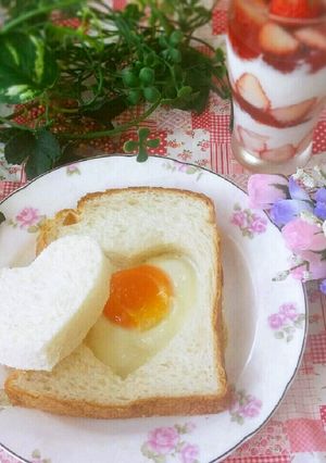 可愛い朝食♥目玉焼きトースト-レシピのメイン写真