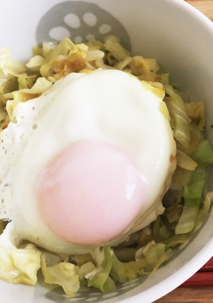 キャべたま丼（とんこつ味）-レシピのメイン写真