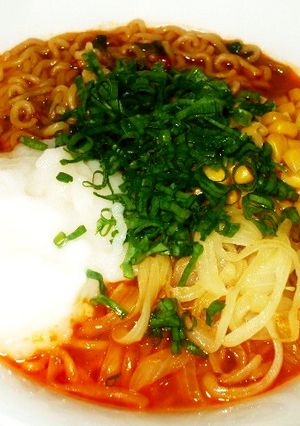 辛ラーメンの糀甘酒添え～バターソテーのせ-レシピのメイン写真