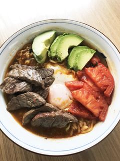 夏はスタミナ♡焼肉のっけ辛ラーメン-レシピのメイン写真