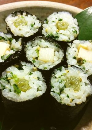 蕗と筍の細巻き 蕗の葉入り酢飯　あて巻き-レシピのメイン写真