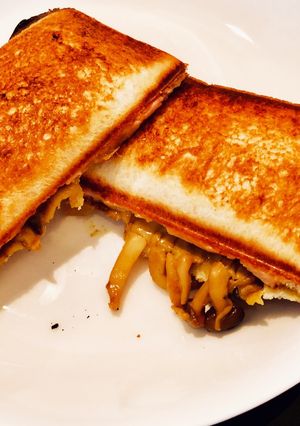 ガーリック&カレー風きのこのホットサンド-レシピのメイン写真